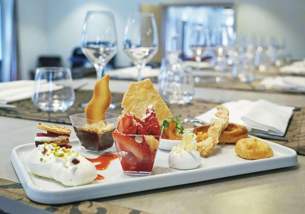 Mercure Maintenon Restoran fotoğraf