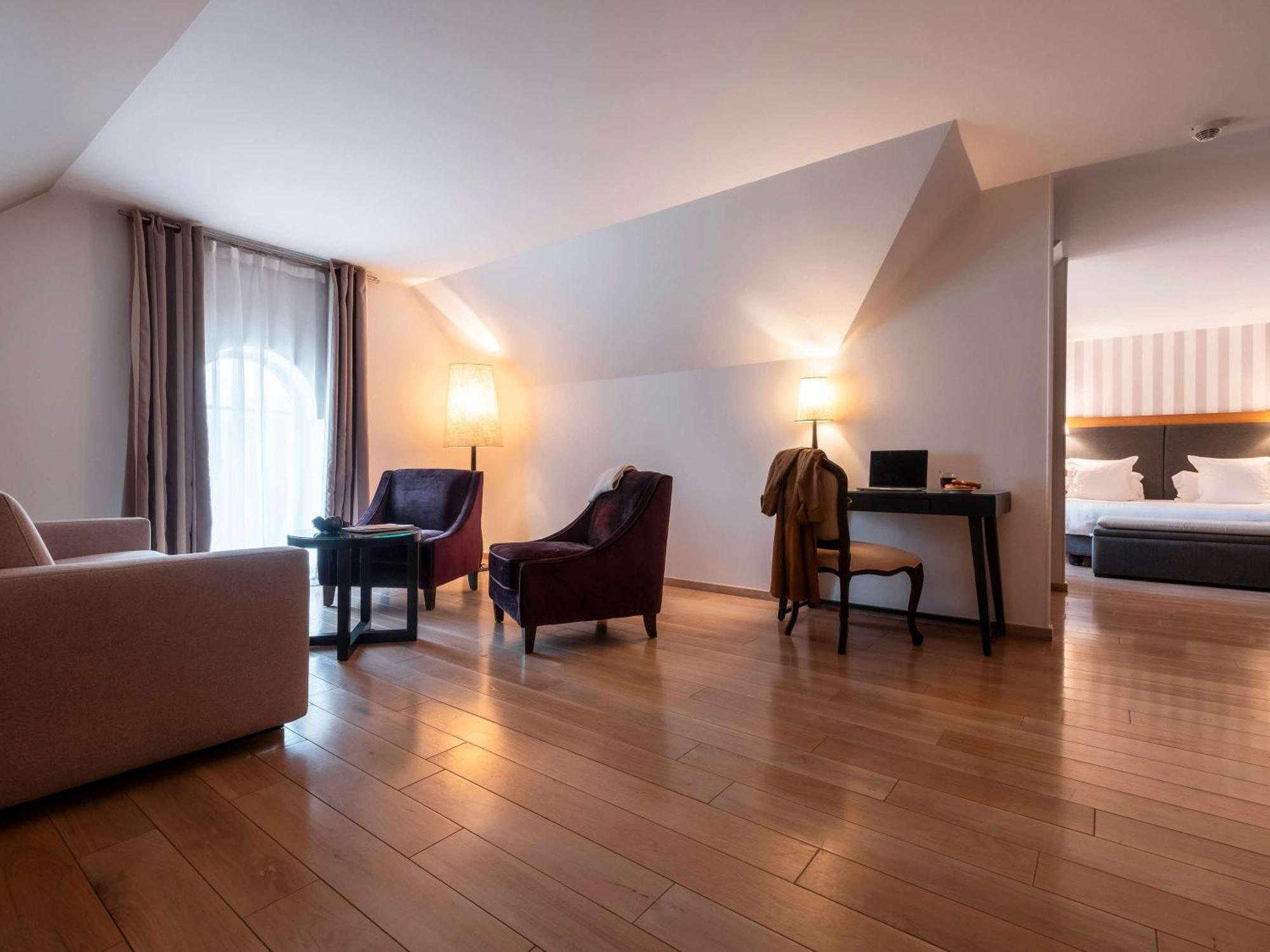 Mercure Maintenon Dış mekan fotoğraf